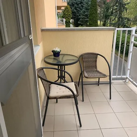 Valika Apartman Apartment *